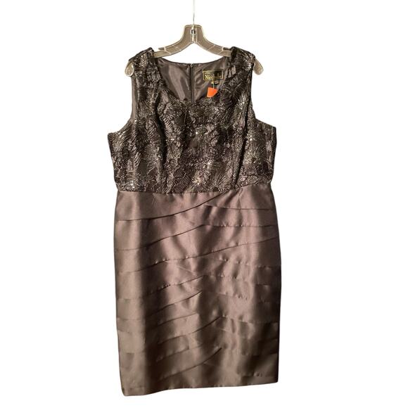 Nischelle‎ Two Piece Cocktail Dress 18M Black Floral Lace - Picture 4 of 7